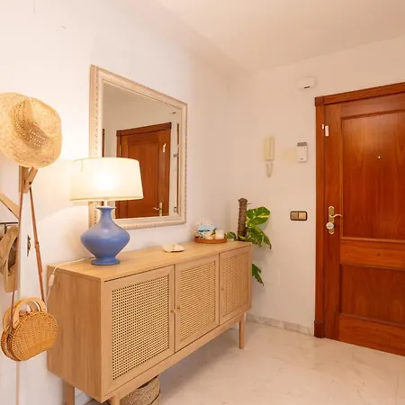 Valentina - Renovated On Alamos Вилла